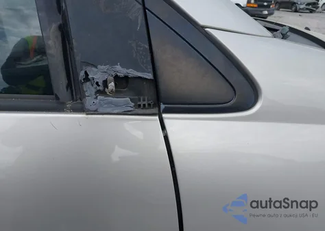 2009 Toyota Sienna Limited z USA, uszkodzony, nr VIN 5TDBK22C69S027364